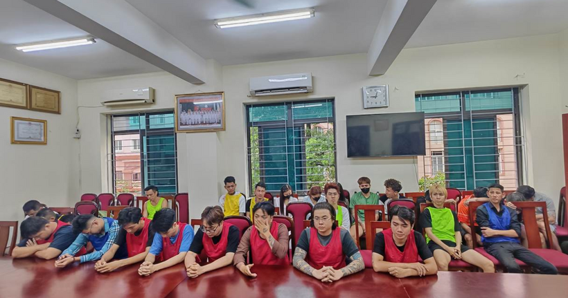 Các đối tượng tại cơ quan công an. (Ảnh: CACC)