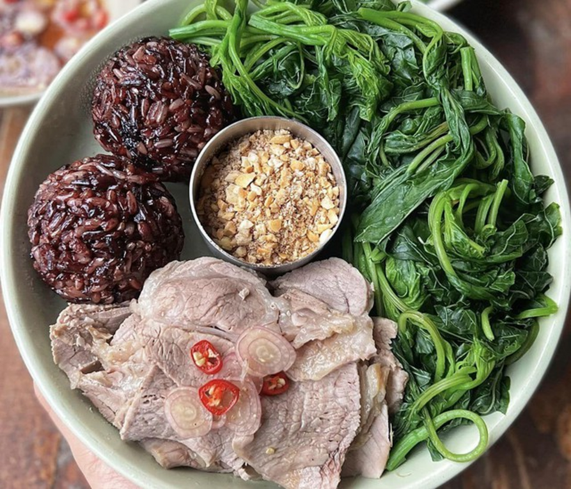 Rau dền rất phù hợp cho những người bị tăng huyết áp và mắc bệnh lý tim mạch. Ảnh: Gia đình & Xã hội