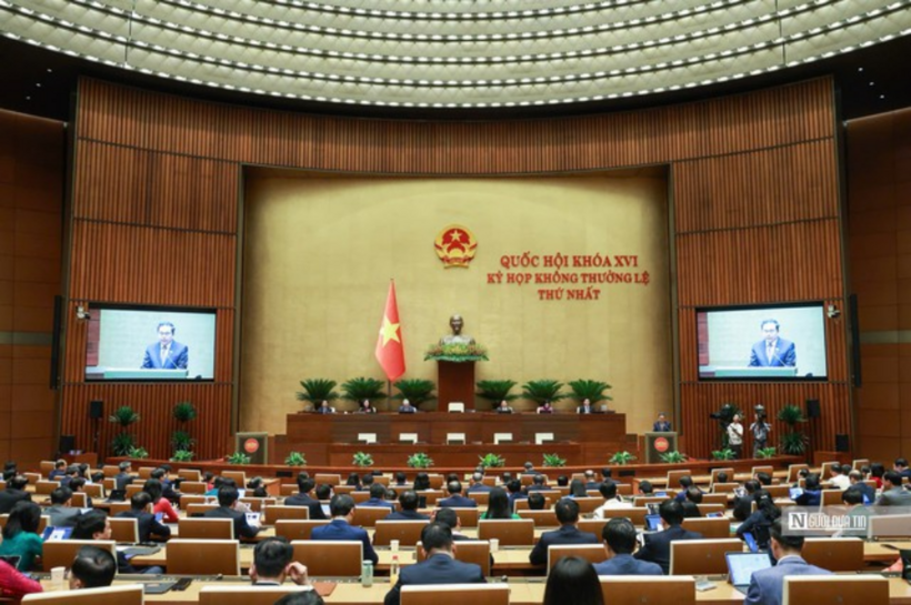 Quang cảnh phiên bế mạc Kỳ họp không thường lệ thứ Nhất, Quốc hội khoá XVI (Ảnh: Hữu Thắng).