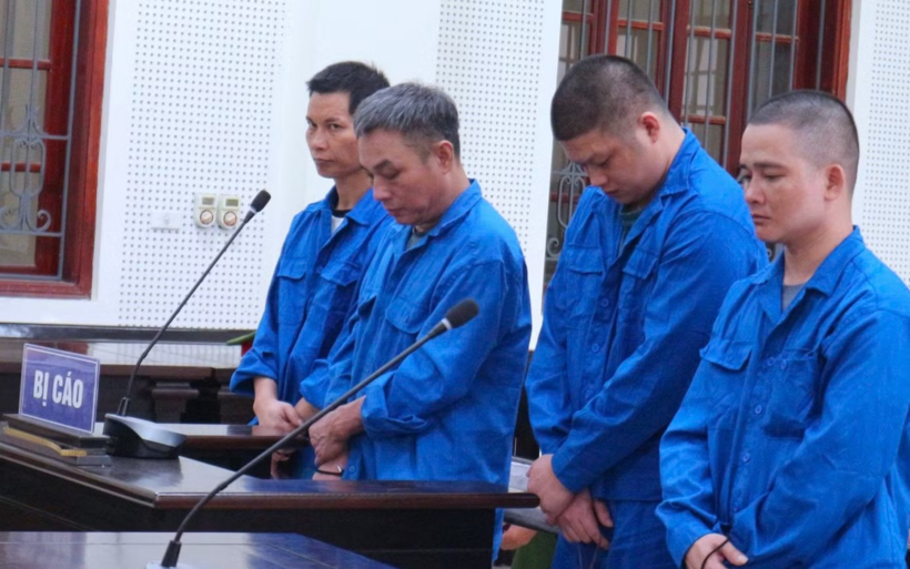 Các bị cáo tại phiên tòa. Ảnh: Tiền Phong