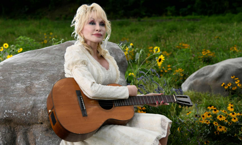Hình ảnh Dolly Parton chụp năm 2022. Ảnh: NBC