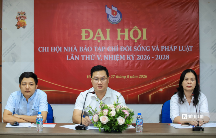 Đoàn chủ tịch Đại hội Chi hội Nhà báo Tạp chí Đời sống và Pháp luật nhiệm kỳ 2023 - 2025.