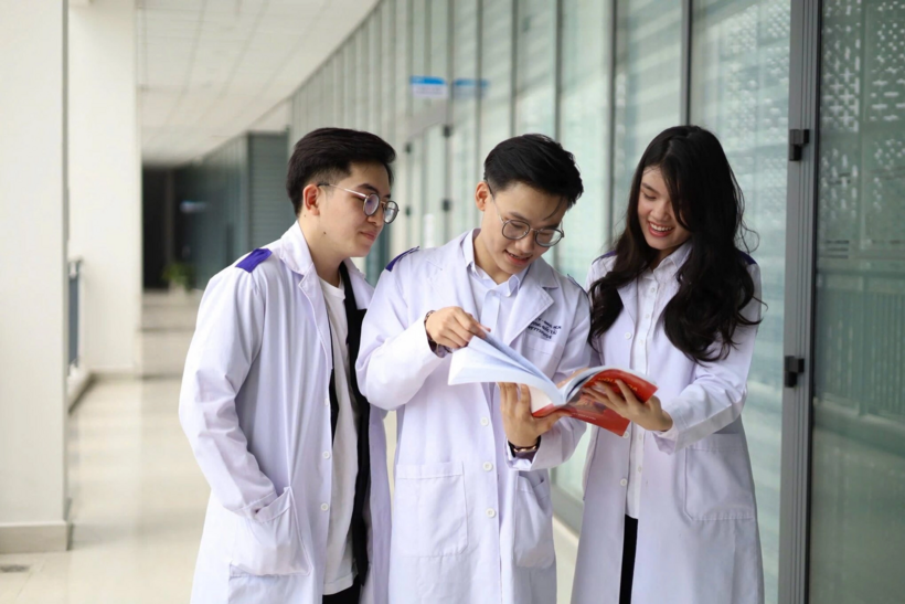 TP.HCM đề xuất hỗ trợ 100% học phí đào tạo bác sĩ nội trú, tối đa 100 triệu đồng/người/năm học. Ảnh minh họa: VnExpress