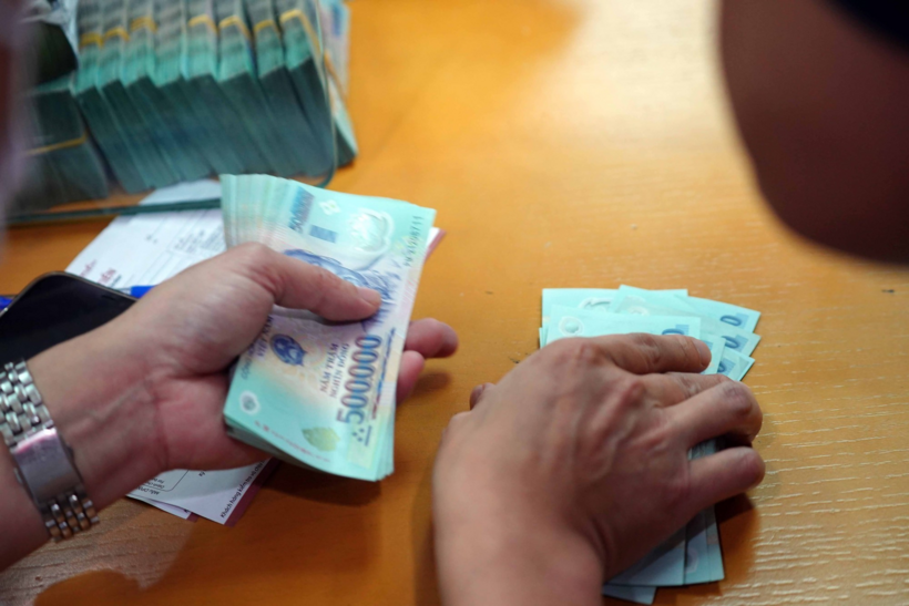 Bà Phạm Thị Mỹ Diệu ở TPHMC bị xử phạt 1,5 tỷ đồng vì hành vi thao túng thị trường chứng khoán. Ảnh minh họa: Ngọc Thắng/ Thanh niên.