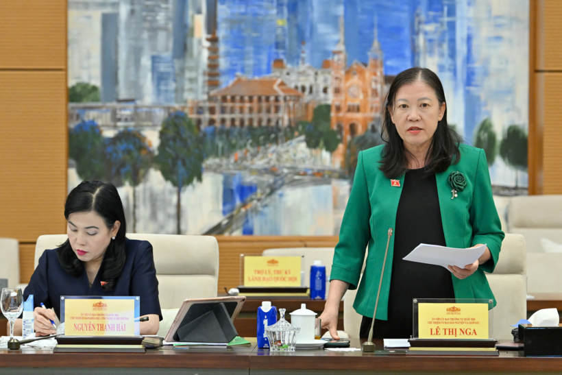 Chủ nhiệm Uỷ ban Dân nguyện và Giám sát Lê Thị Nga (Ảnh: Quang Vinh).