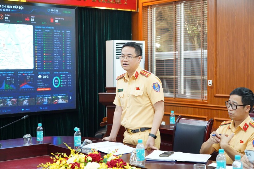 Trung tá Đào Việt Long, Phó Trưởng phòng CSGT phát biểu kết luận Hội nghị.