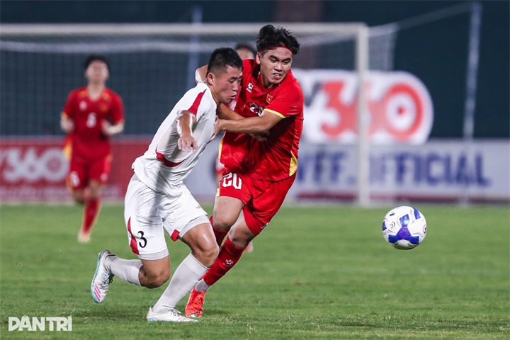 U20 Việt Nam lâm vào thế khó trước trận đấu với U20 Iran. Ảnh: Minh Quân/Dân trí