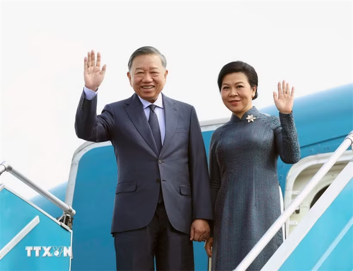 Tổng Bí thư, Chủ tịch nước Tô Lâm và Phu nhân rời Hà Nội, lên đường thăm Liên bang Nga và Cộng hòa Pháp - Ảnh: TTXVN