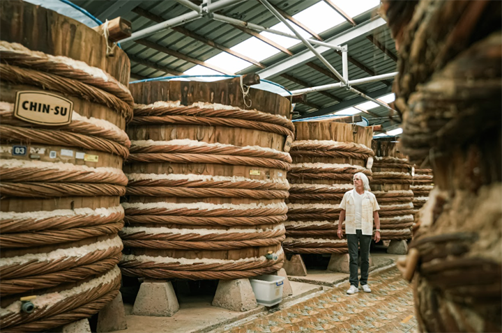 Được biết, nhà thùng Masan Phú Quốc hiện có diện tích khoảng 22.000 m² với gần 500 thùng ủ chượp.