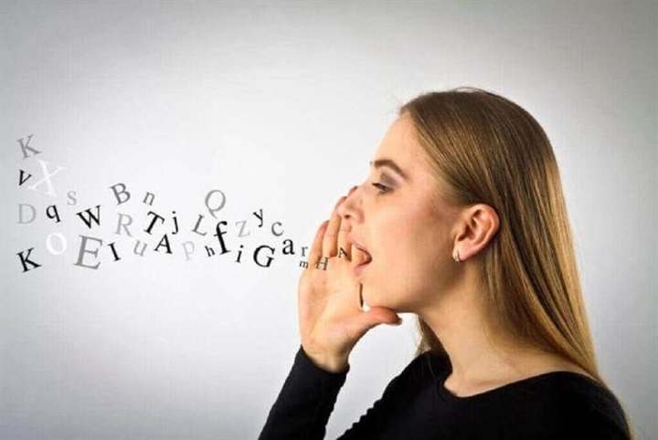 Viêm thanh quản thường gặp ở người “làm nghề” nói nhiều
