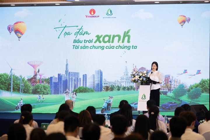 TS. Lê Thái Hà, Giám đốc Điều hành Quỹ Vì tương lai xanh - Tập đoàn Vingroup cho biết chiến dịch "Cùng hành động vì bầu trời xanh" năm nay đặt vấn đề từ góc độ Kinh tế Không khí Sạch - Clean Air Economy. Đầu tư cho không khí sạch không chỉ là chi phí để xử lý ô nhiễm, mà còn là đầu tư cho sức khỏe, chất lượng sống và những giá trị kinh tế - xã hội trong dài hạn. Nguồn ảnh Vingroup