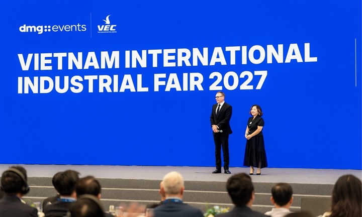 Trong khuôn khổ Lễ khai mạc VITW 2026, VEC và dmg events chính thức công bố hợp tác tổ chức VIIF 2027 với mô hình kết hợp triển lãm và hội nghị quy mô lớn. Nguồn ảnh Vingroup
