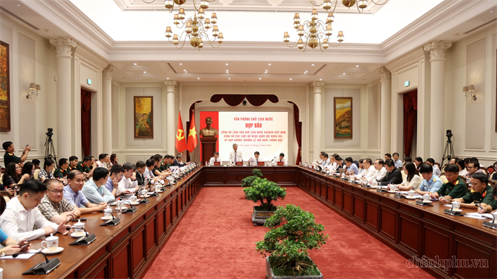 Toàn cảnh buổi họp báo - Ảnh: chinhphu.vn/Đức Tuân