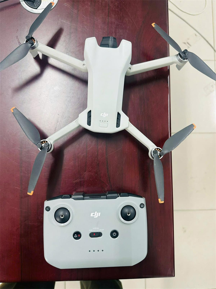 Thiết bị Flycam do Đ.T.A. sử dụng. Ảnh: Công an TP.Đà Nẵng