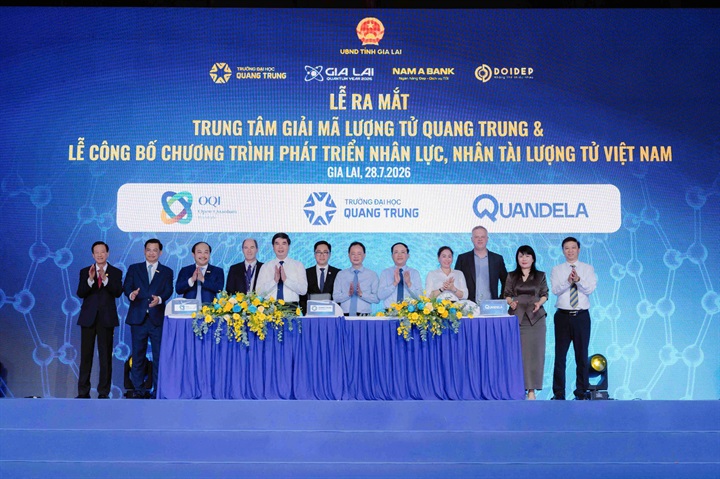 Nam A Bank hợp tác cùng Trường Đại học Quang Trung ra mắt Trung tâm Giải mã Lượng tử. Nguồn Nam A Bank