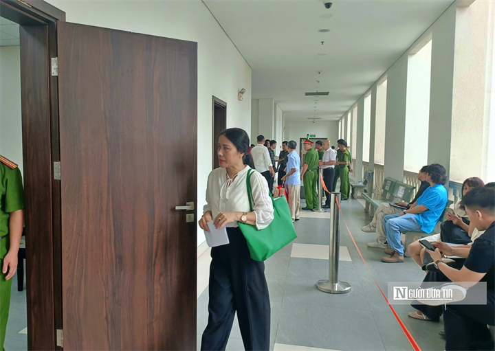 Bà Nguyễn Thị Bình - cựu hiệu trưởng THCS Ba Đình bị tòa sơ thẩm tuyên 3 năm tù.