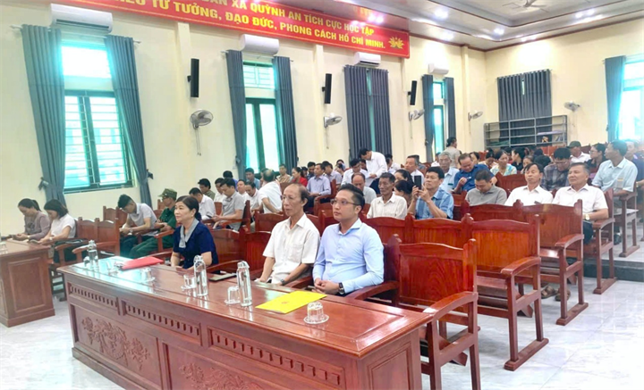 Các đại biểu tham dự hội nghị.