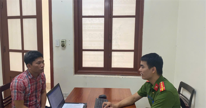 Trần Anh Dũng tại cơ quan công an. (Ảnh: Công an Thái Nguyên)
