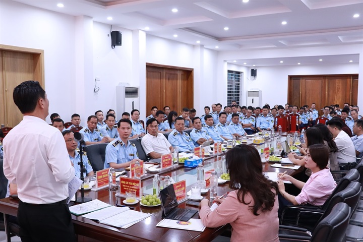 Toàn cảnh buổi làm việc. Ảnh: QLTTHN