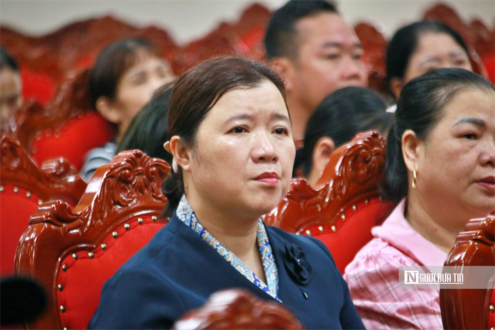 Hội nghị không chỉ cung cấp thông tin về các quy định pháp luật trong lĩnh vực đất đai mà còn giúp người dân nhận diện những rủi ro liên quan.