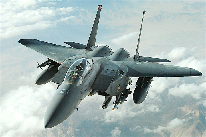 Tiêm kích F-15. Ảnh: Theaviationgeekclub.com