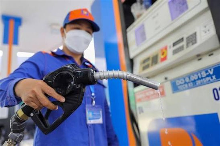 Điều chỉnh giá xăng dầu từ 15h ngày 17/9. Ảnh: VGP.