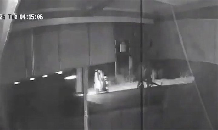 Vụ tai nạn khiến 3 người thiệt mạng.  Ảnh cắt từ clip/Siraj Noorani/Người đưa tin