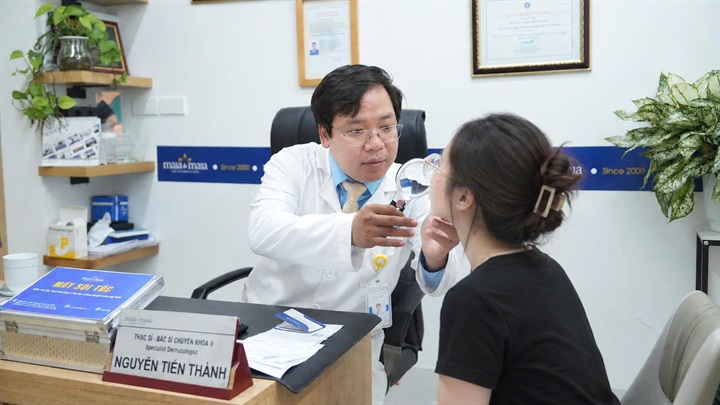 Làm đẹp “thần tốc” trước năm học mới, làn da có thể trả giá. Ảnh: BSCC