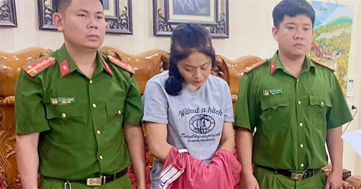 Doãn Thị Huyền Trang thời điểm bị bắt (Ảnh: Công an Lào Cai).