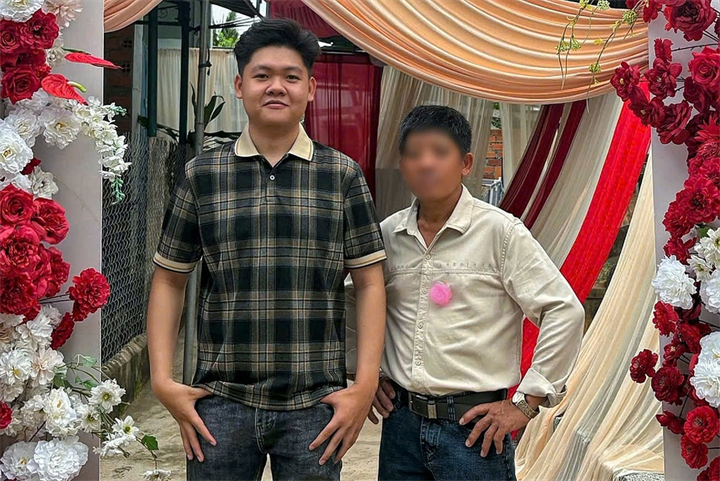 Phan Văn Khải (bên trái) mất liên lạc từ ngày 16/9 (Ảnh: Người nhà cung cấp)/Dân Trí