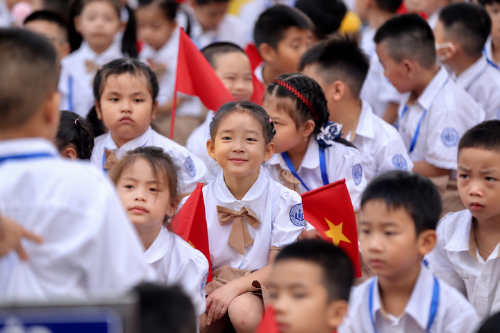 Các đơn vị, sở GD&ĐT và cơ sở giáo dục xây dựng kế hoạch triển khai; rà soát, loại bỏ những cuộc thi, kỳ thi, hội thi, hội thao, phong trào hình thức, gây áp lực thành tích. Ảnh minh họa/VTC News