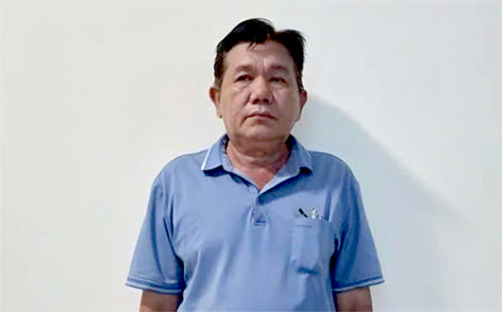 Trần Văn Hùng tại cơ quan công an. Ảnh: Công an TP Cần Thơ