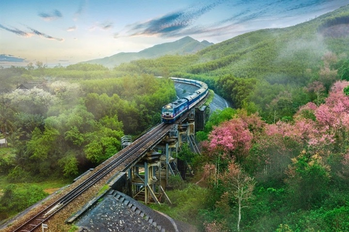 Chính phủ bổ sung, điều chỉnh Nghị quyết 127/NQ-CP về Dự án đường sắt Lào Cai – Hà Nội – Hải Phòng. Ảnh minh họa: VGP.