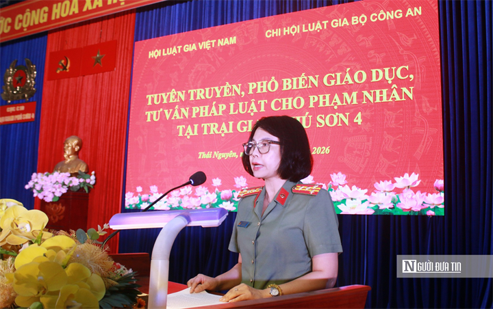 Đại tá Lê Thị Hồng Thương - Ủy viên Ban Chấp hành Chi hội Luật gia Bộ Công an, Phó Cục trưởng Cục Pháp chế và cải cách hành chính, tư pháp.