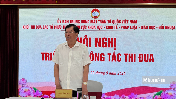 Ông Trần Công Phàn - Phó Chủ tịch Thường trực Hội Luật gia Việt Nam phát biểu tại Hội nghị (Ảnh: Lan Anh).