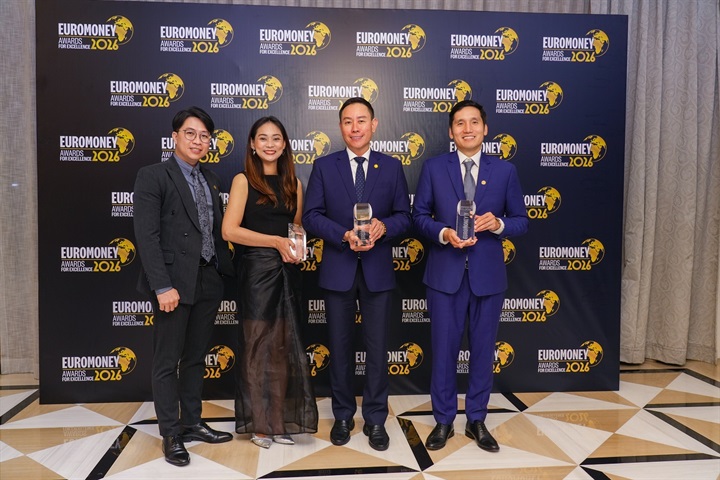 Việc HDBank trở thành ngân hàng Việt Nam đầu tiên được vinh danh “Ngân hàng Bán lẻ tốt nhất châu Á” không chỉ ghi nhận một chiến lược bán lẻ hiệu quả, mà còn đánh dấu bước tiến mới của ngân hàng Việt Nam trên bản đồ tài chính khu vực. Nguồn ảnh HDBank