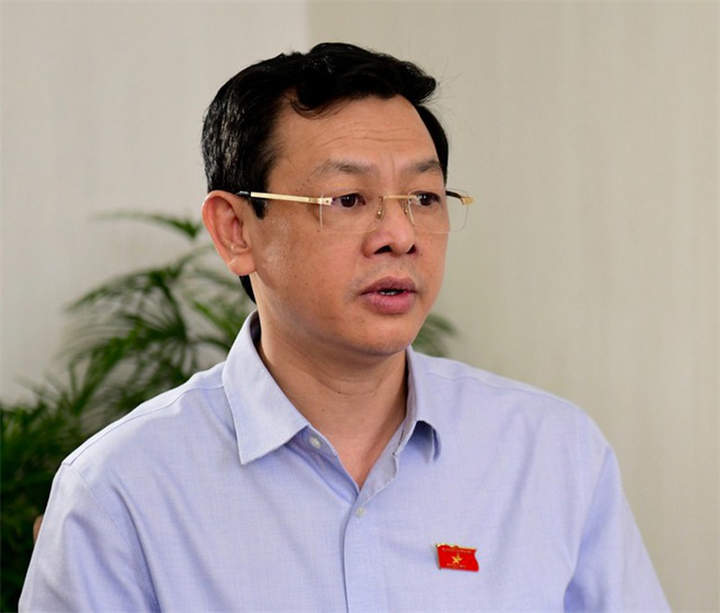 Ông Nguyễn Tri Thức