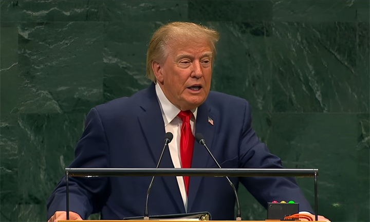 Tổng thống Mỹ Donald Trump phát biểu trước Đại hội đồng Liên Hợp Quốc. Ảnh: PBS