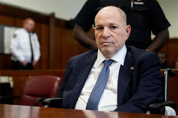 Ông Harvey Weinstein tại một phiên tòa xét xử ở New York vào ngày 29/5 năm nay ẢNH: G.I