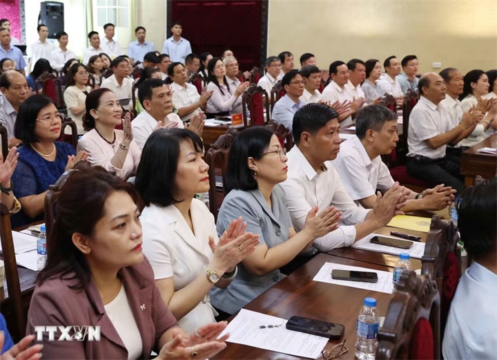 Các cử tri tham dự hội nghị. (Ảnh: Thống Nhất/TTXVN)