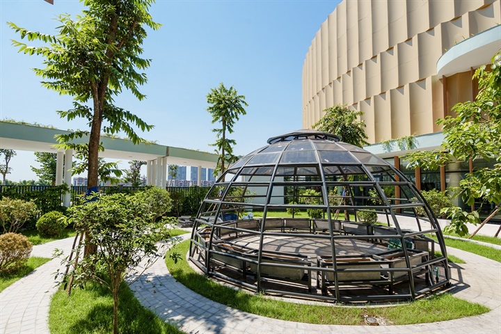Vin Nexus Center: Trường học hạnh phúc hình trái tim và những gam màu rất “lạ” - 15