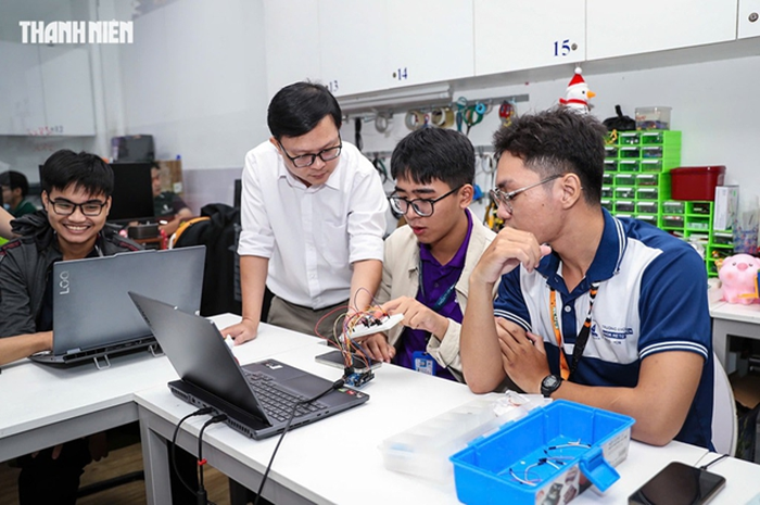 Năm nay nhóm ngành STEM có số thí sinh trúng tuyển tăng so với năm 2025. Ảnh: Nhật Thịnh/Thanh niên