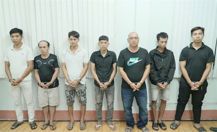 Các bị can trong vụ án. Ảnh: Dân trí