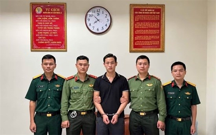 Bắt đối tượng truy nã về tội Giết người tại sân bay Nội Bài. Ảnh: Công an Nội Bài