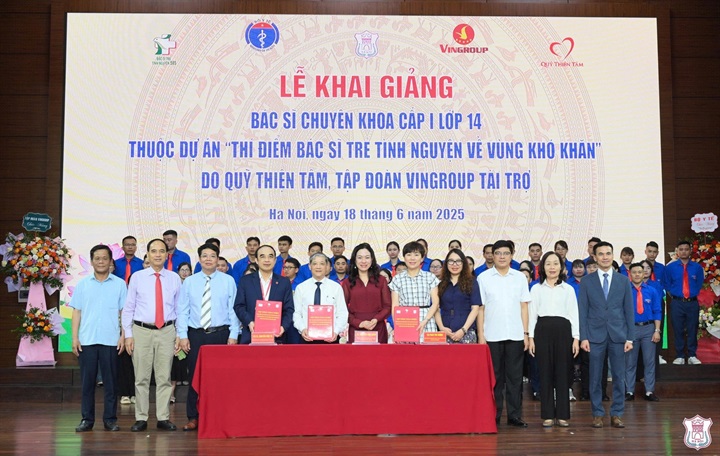Lễ khai giảng Bác sĩ Chuyên khoa cấp I lớp 14. Nguồn ảnh Vingroup