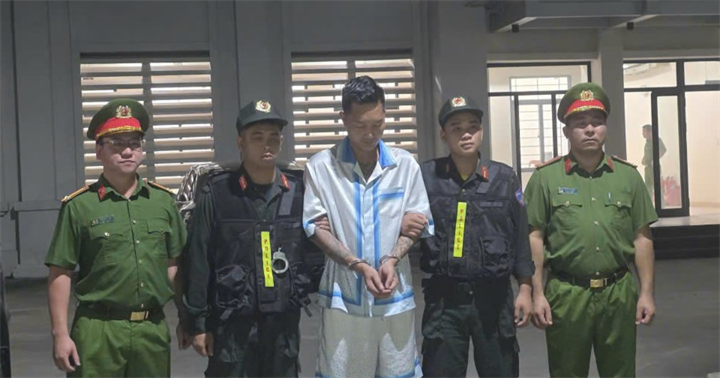 Huấn "Hoa Hồng" tại cơ quan công an. (Ảnh: Bộ Công an)
