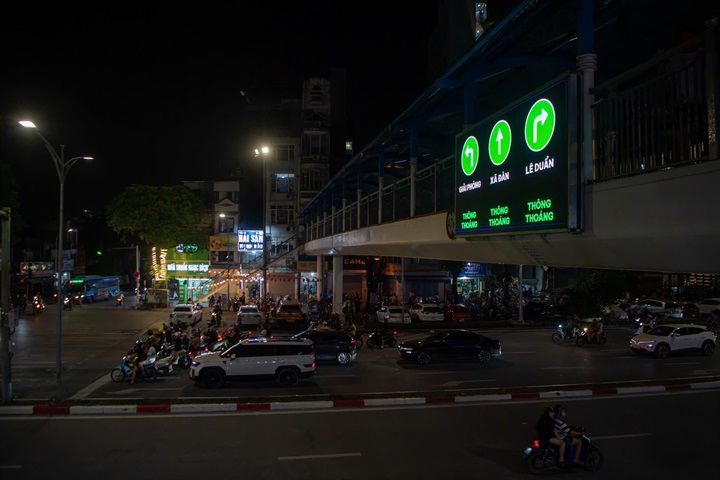 Hệ thống bảng Led điện tử hiển thị thông tin giao thông.