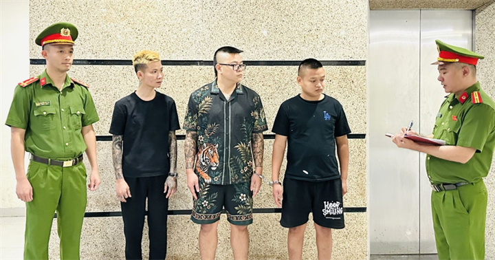 Cơ quan Cảnh sát điều tra Công an tỉnh Thanh Hóa ra Quyết định khởi tố vụ án, khởi tố bị can và Lệnh bắt bị can để tạm giam. (Ảnh: Công an Thanh Hóa)