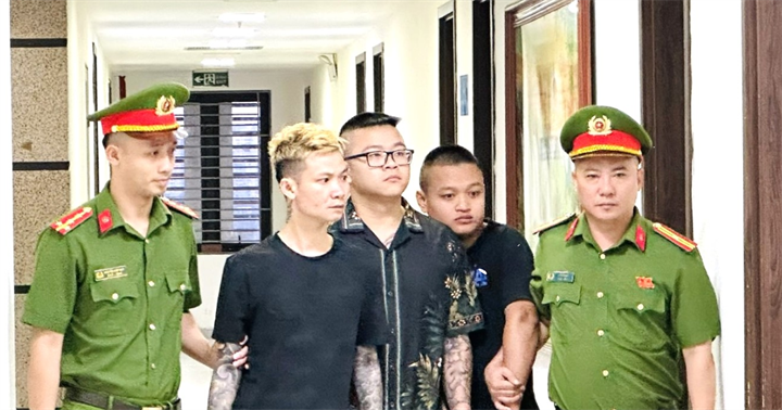Các đối tượng tại cơ quan Công an. (Ảnh: Công an Thanh Hóa).