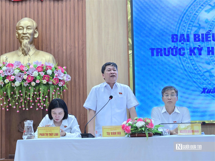 Đại biểu Quốc hội Tạ Văn Hạ đề nghị chính quyền cơ sở giải quyết kịp thời những kiến nghị thuộc thẩm quyền, tránh để tồn đọng kéo dài.